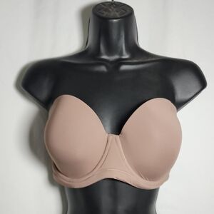 Elegant Strapless Bra in Taupe